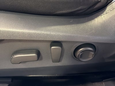2025 Subaru Outback Premium w/ Nav, Pano Roof & Adaptive Cruise