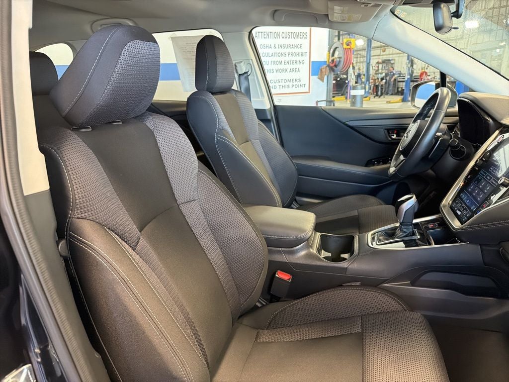 2025 Subaru Outback Premium w/ Nav, Pano Roof & Adaptive Cruise