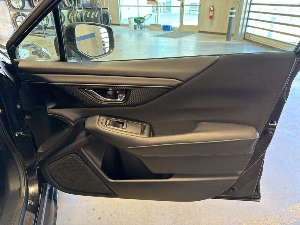 2025 Subaru Outback Premium w/ Nav, Pano Roof & Adaptive Cruise