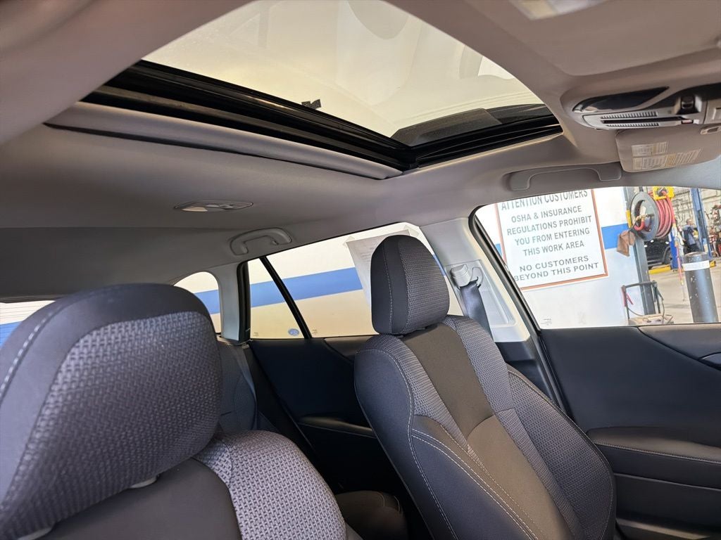 2025 Subaru Outback Premium w/ Nav, Pano Roof & Adaptive Cruise