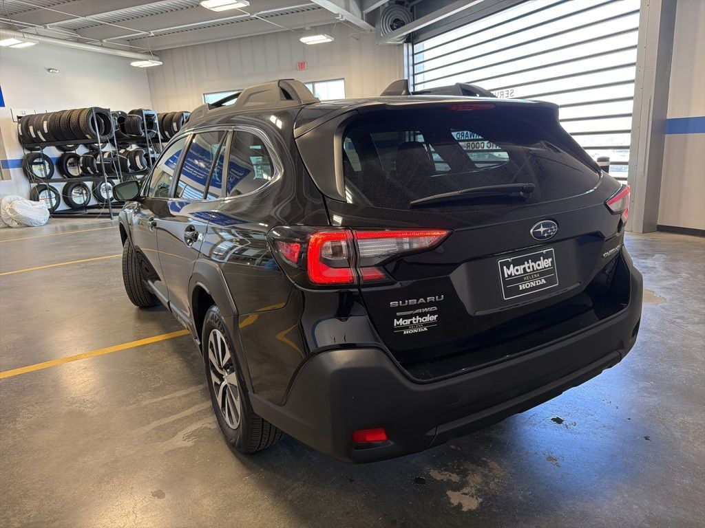 2025 Subaru Outback Premium w/ Nav, Pano Roof & Adaptive Cruise