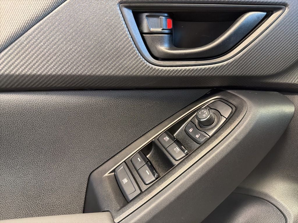 2025 Subaru Crosstrek Sport w/ BLIS & Moonroof