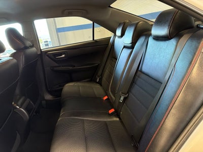 2016 Toyota Camry SE