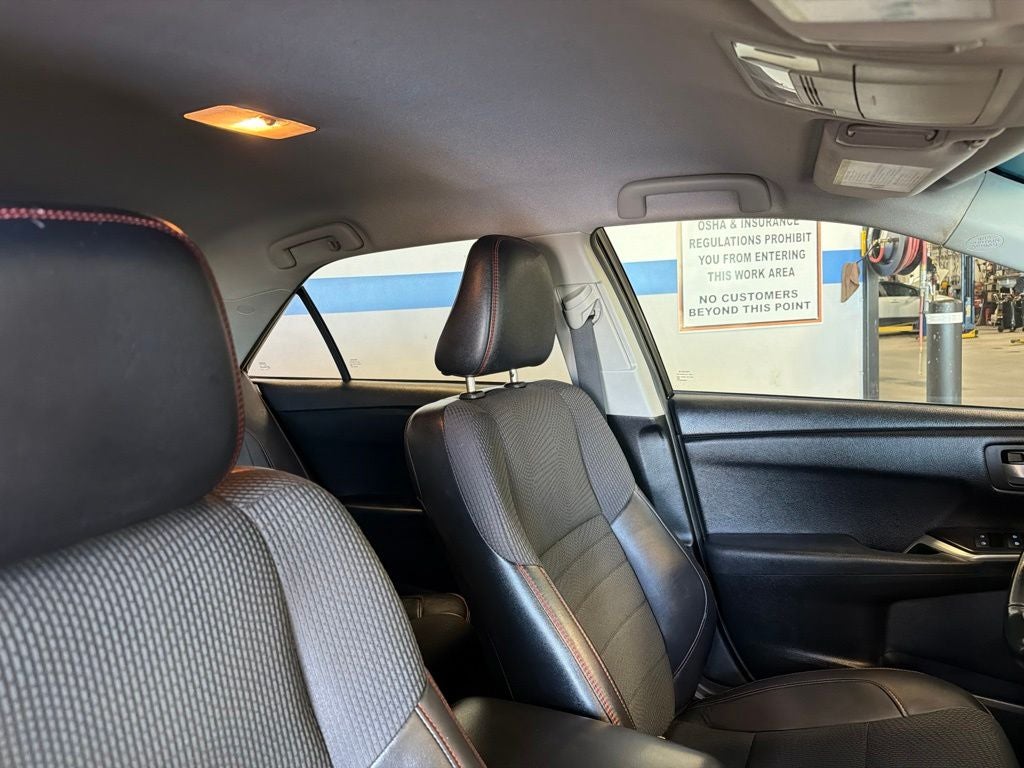 2016 Toyota Camry SE