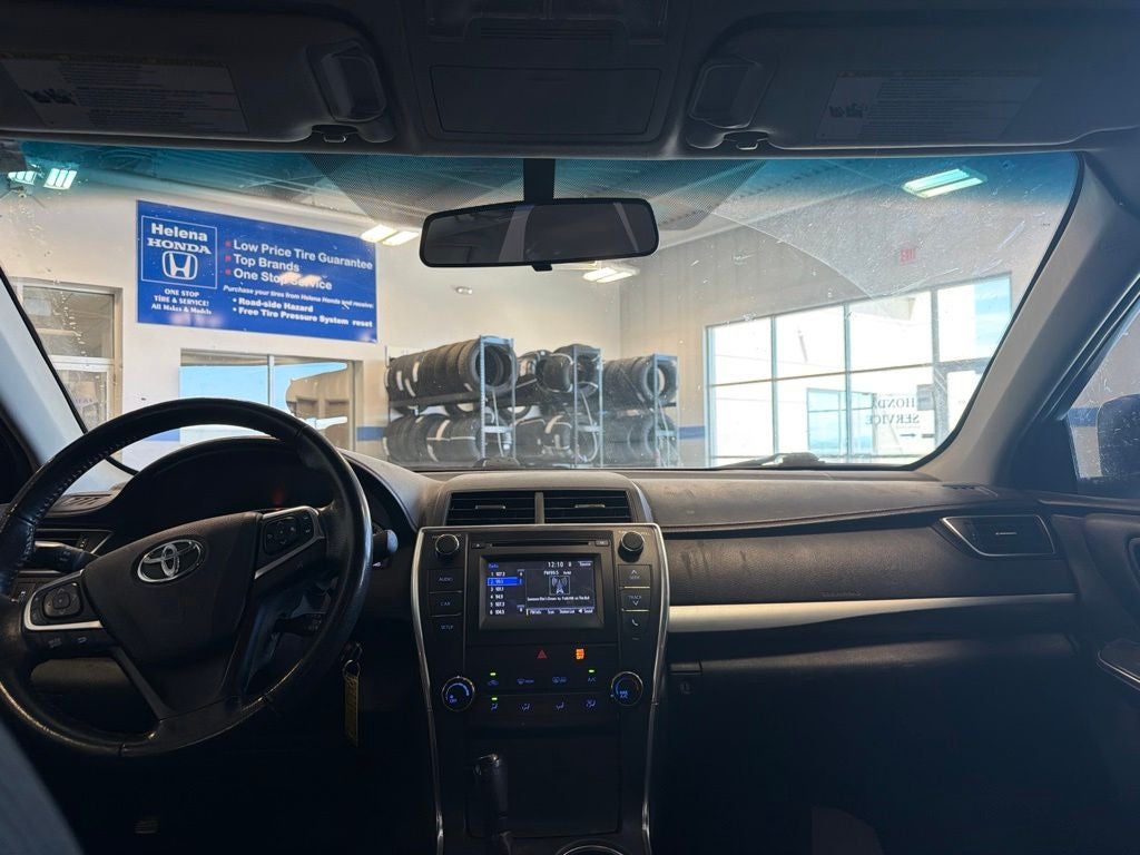 2016 Toyota Camry SE