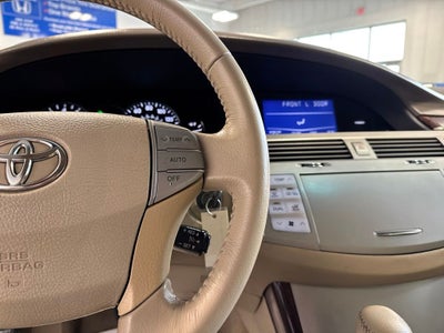 2009 Toyota Avalon XLS V6 w/ Sunroof