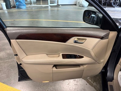 2009 Toyota Avalon XLS V6 w/ Sunroof