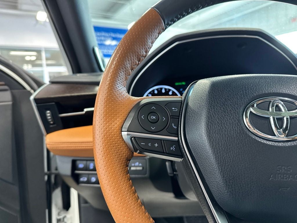 2019 Toyota Avalon Limited w/ Advanced Safety Pkg