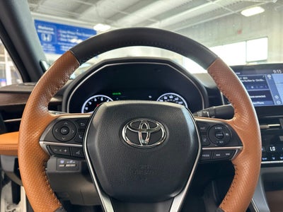 2019 Toyota Avalon Limited w/ Advanced Safety Pkg