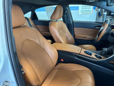 2019 Toyota Avalon Limited w/ Advanced Safety Pkg