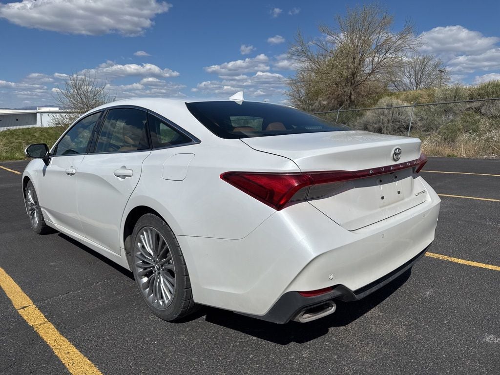 2019 Toyota Avalon Limited w/ Advanced Safety Pkg