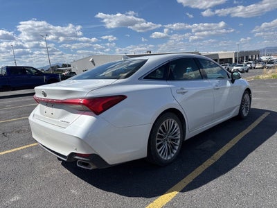 2019 Toyota Avalon Limited w/ Advanced Safety Pkg
