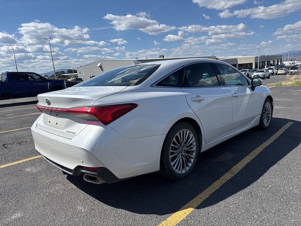 2019 Toyota Avalon Limited w/ Advanced Safety Pkg