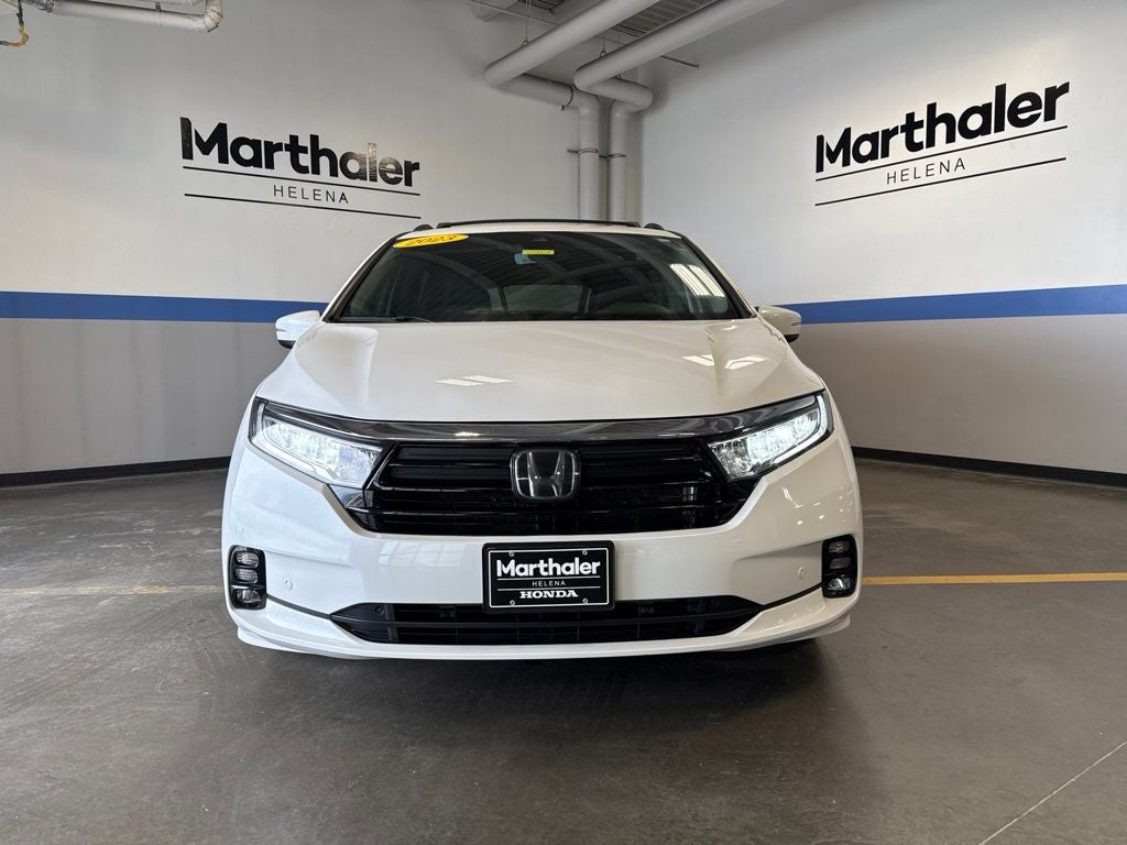 2023 Honda Odyssey Touring w/ Nav & Moonroof