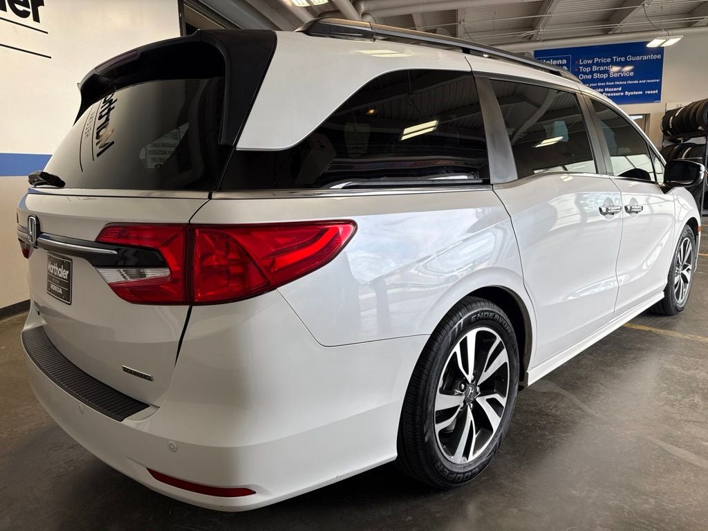 2023 Honda Odyssey Touring w/ Nav & Moonroof