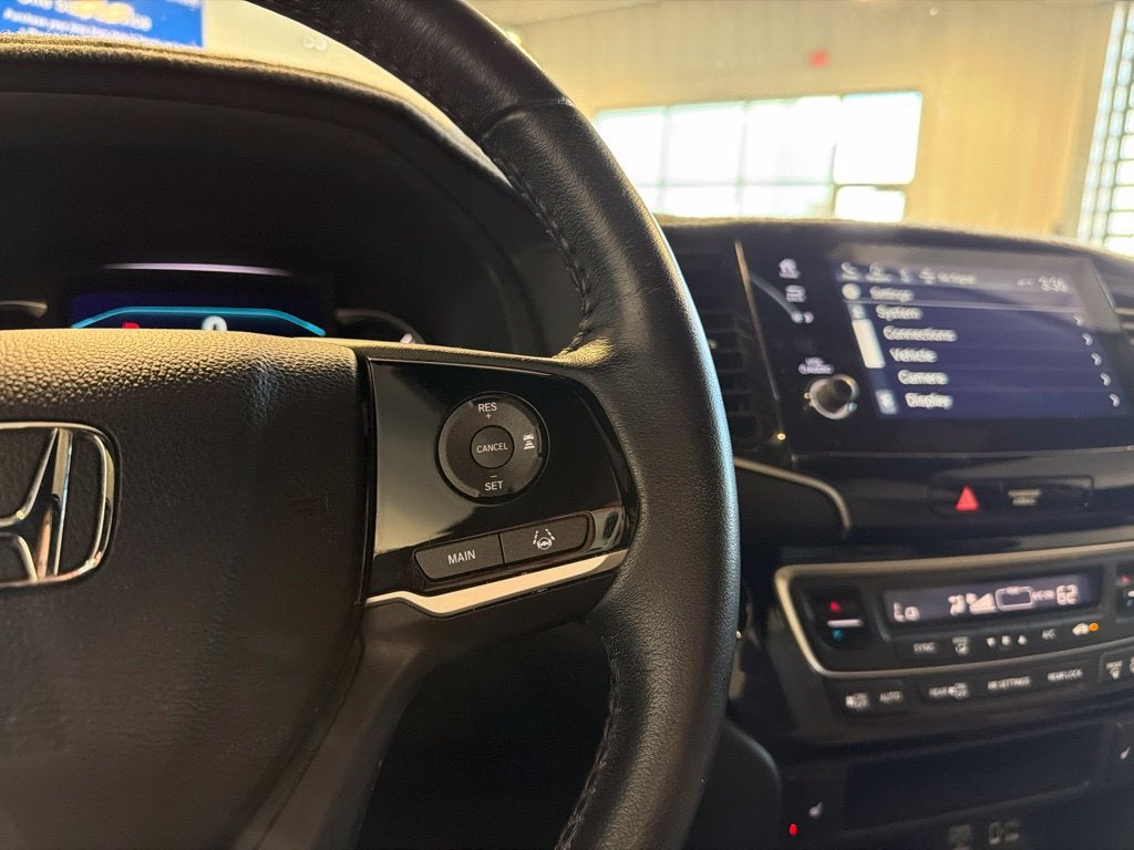 2021 Honda Passport Touring w/ Nav