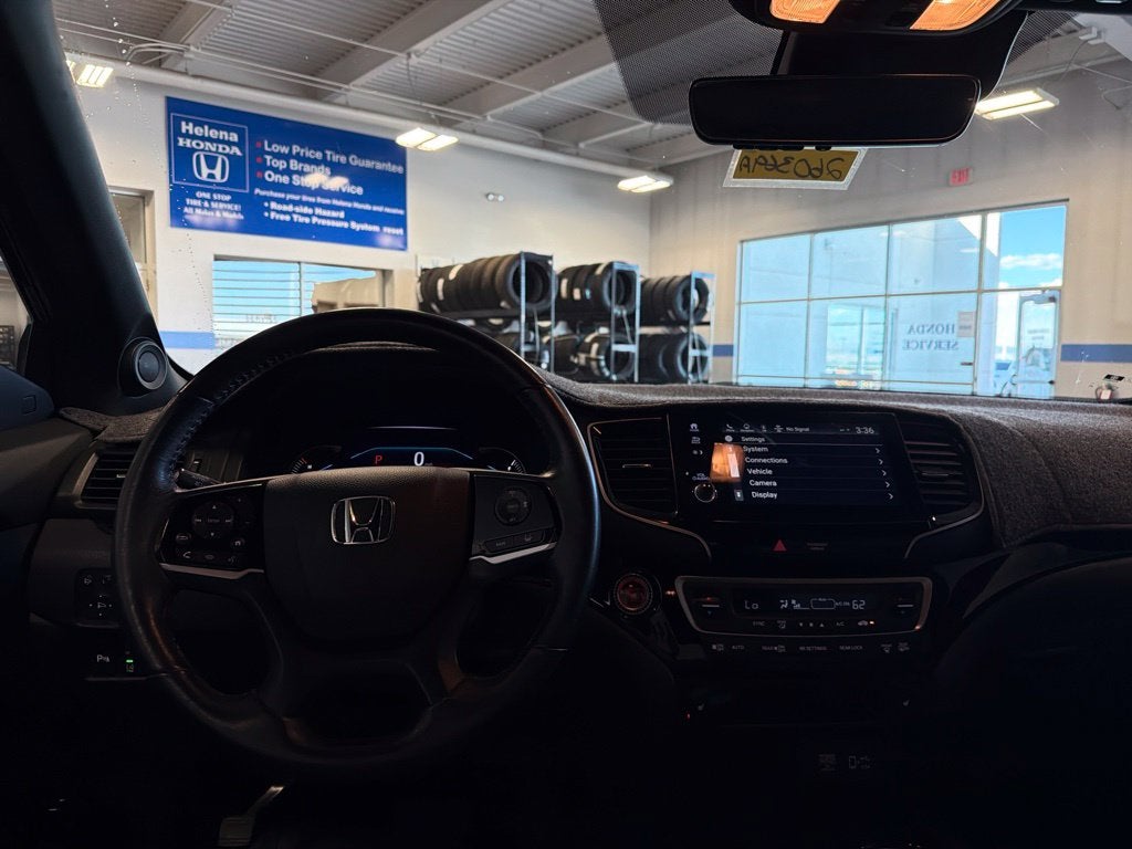 2021 Honda Passport Touring w/ Nav