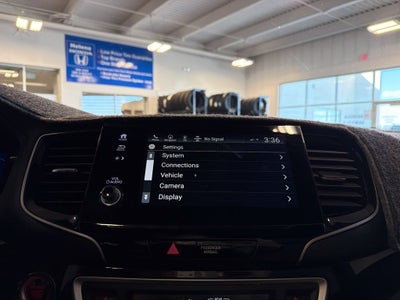 2021 Honda Passport Touring w/ Nav