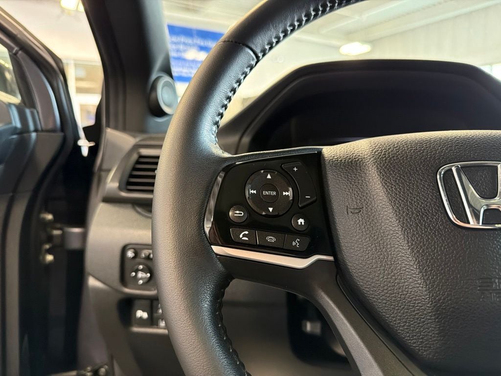 2021 Honda Passport Touring w/ Nav