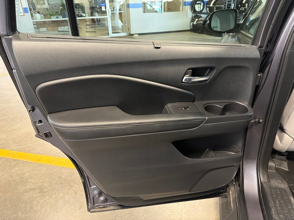 2021 Honda Passport Touring w/ Nav