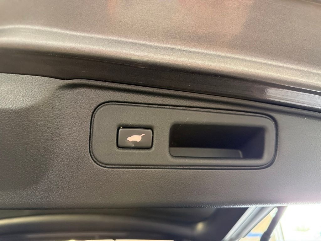 2021 Honda Passport Touring w/ Nav