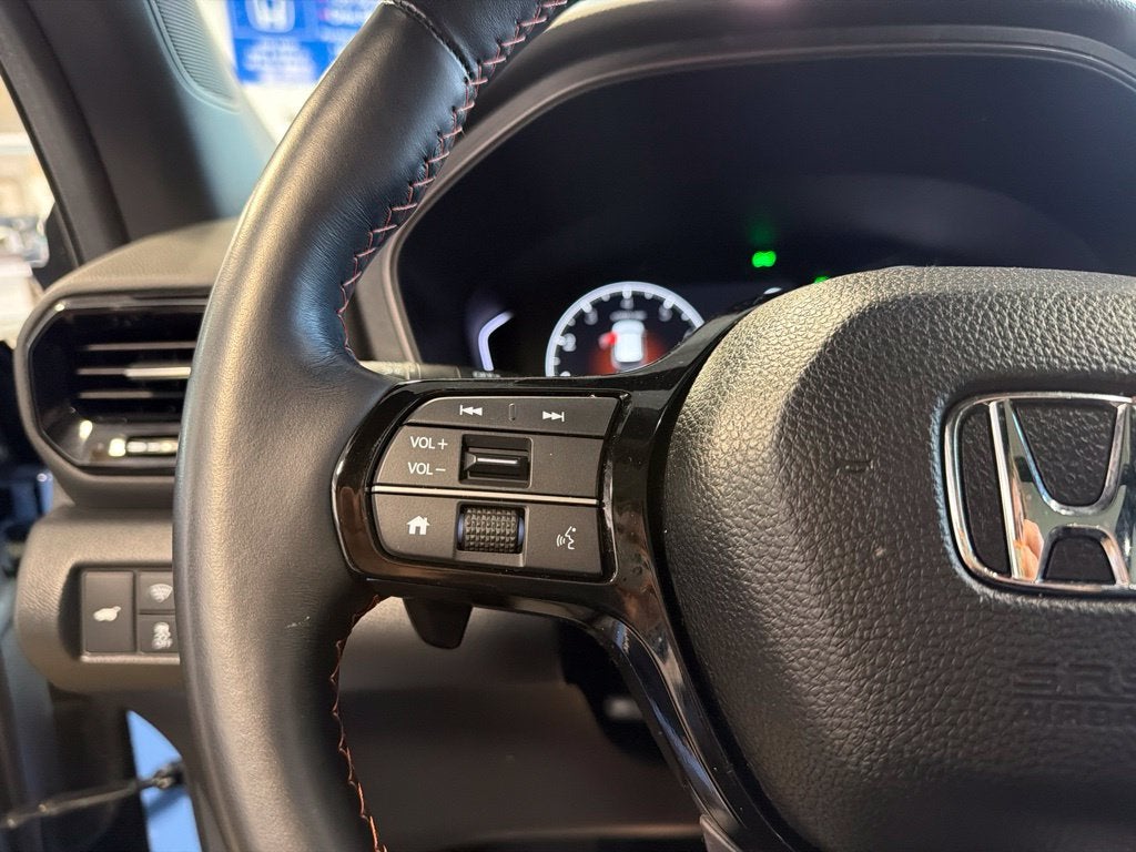 2025 Honda Pilot TrailSport w/ Adaptive Cruise