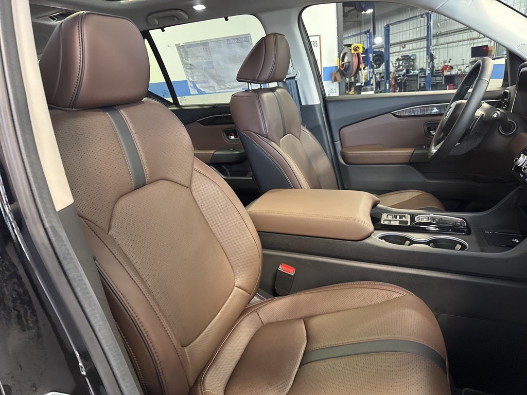 2025 Honda Pilot Elite