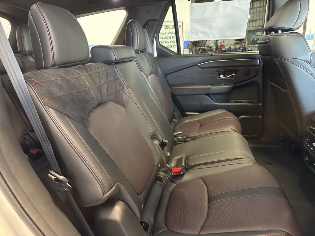 2026 Honda Pilot Black Edition