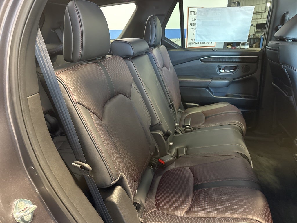 2025 Honda Pilot Black Edition