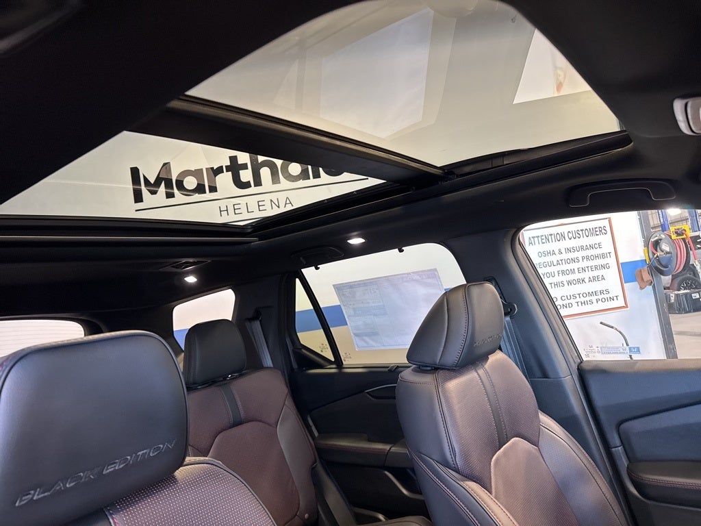 2025 Honda Pilot Black Edition