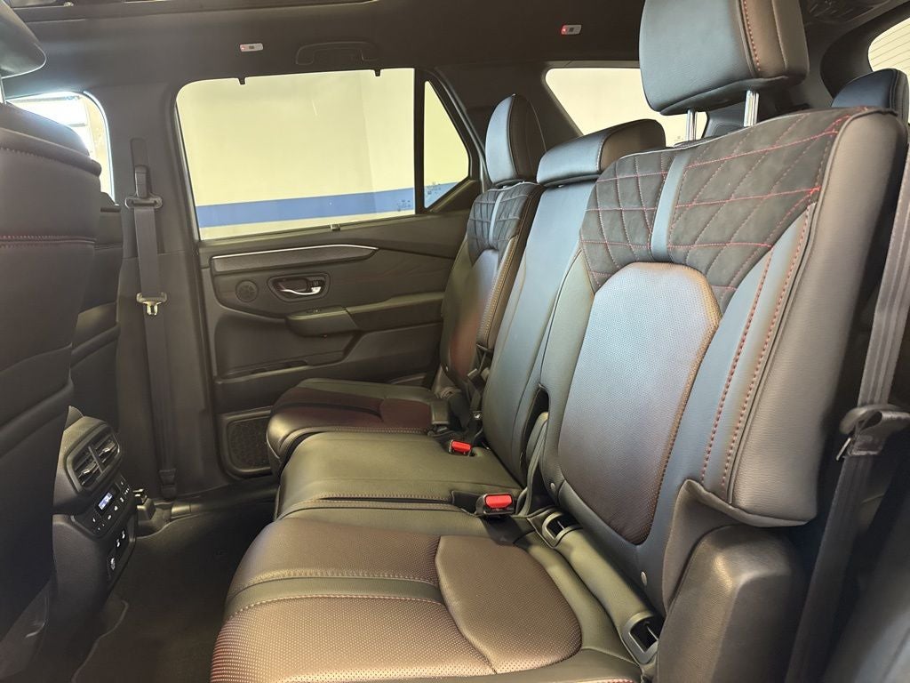 2026 Honda Pilot Black Edition