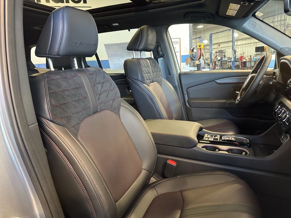2026 Honda Pilot Black Edition