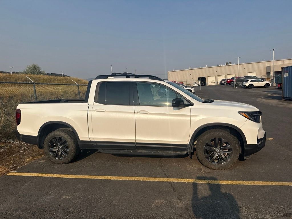 2022 Honda Ridgeline Sport w/ Utility Pkg