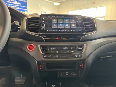 2025 Honda Ridgeline RTL Utility + Pkg