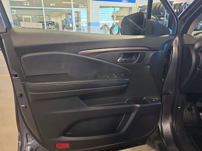 2019 Honda Ridgeline RTL-T w/ Nav