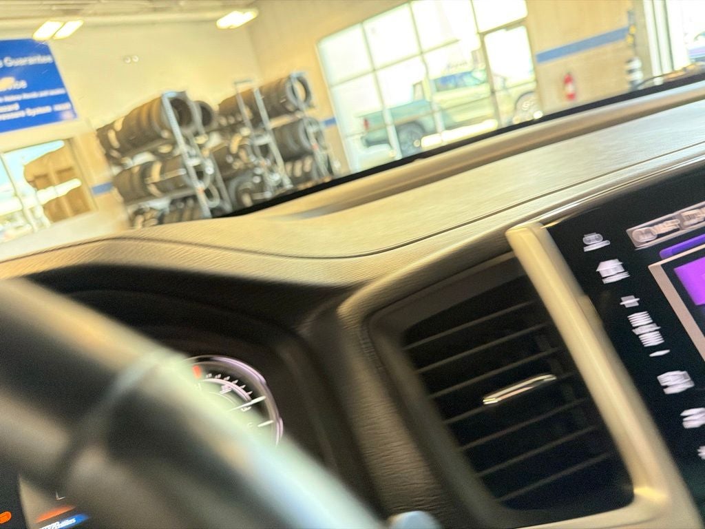 2019 Honda Ridgeline RTL-T w/ Nav