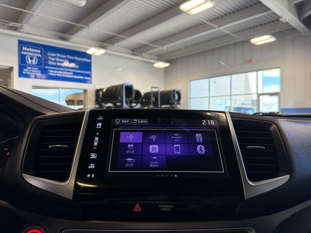 2019 Honda Ridgeline RTL-T w/ Nav
