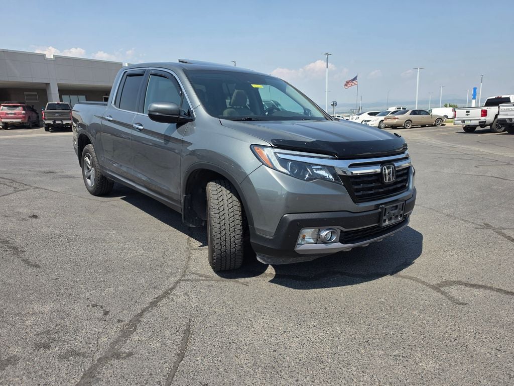 2017 Honda Ridgeline RTL-E w/ Nav & Moonroof