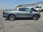 2017 Honda Ridgeline RTL-E w/ Nav & Moonroof