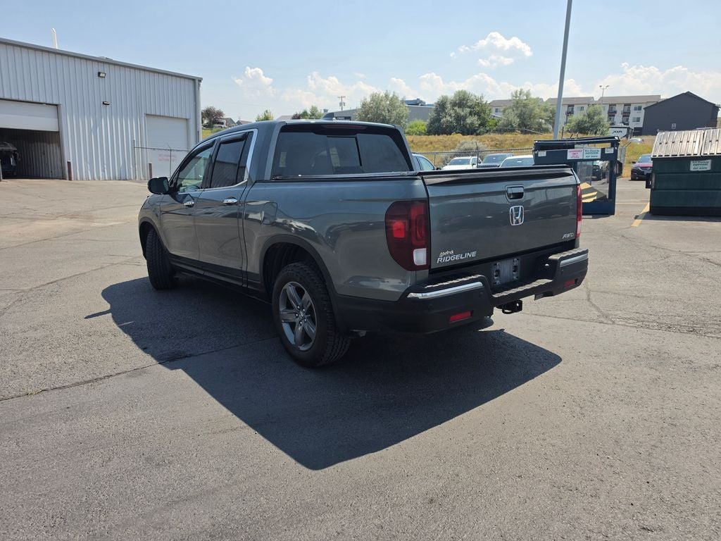 2017 Honda Ridgeline RTL-E w/ Nav & Moonroof