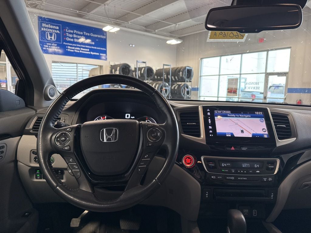2019 Honda Ridgeline RTL-E w/ Nav