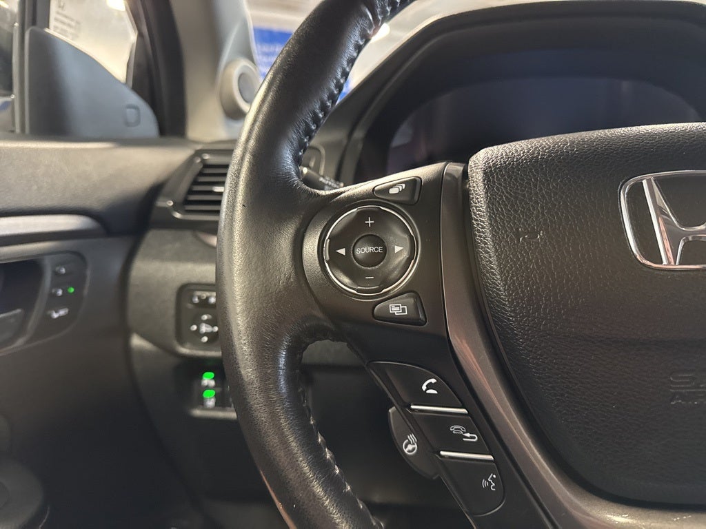 2021 Honda Ridgeline RTL-E w/ Nav