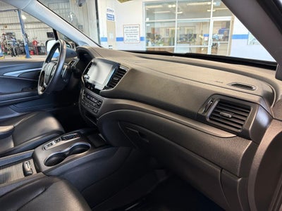 2022 Honda Ridgeline RTL-E w/ Navigation