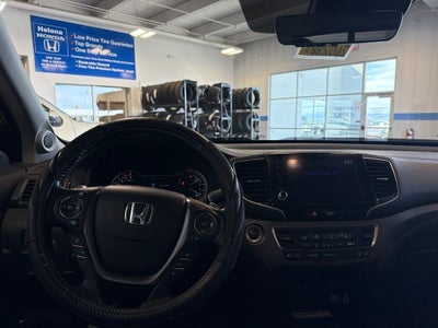 2022 Honda Ridgeline RTL-E w/ Navigation