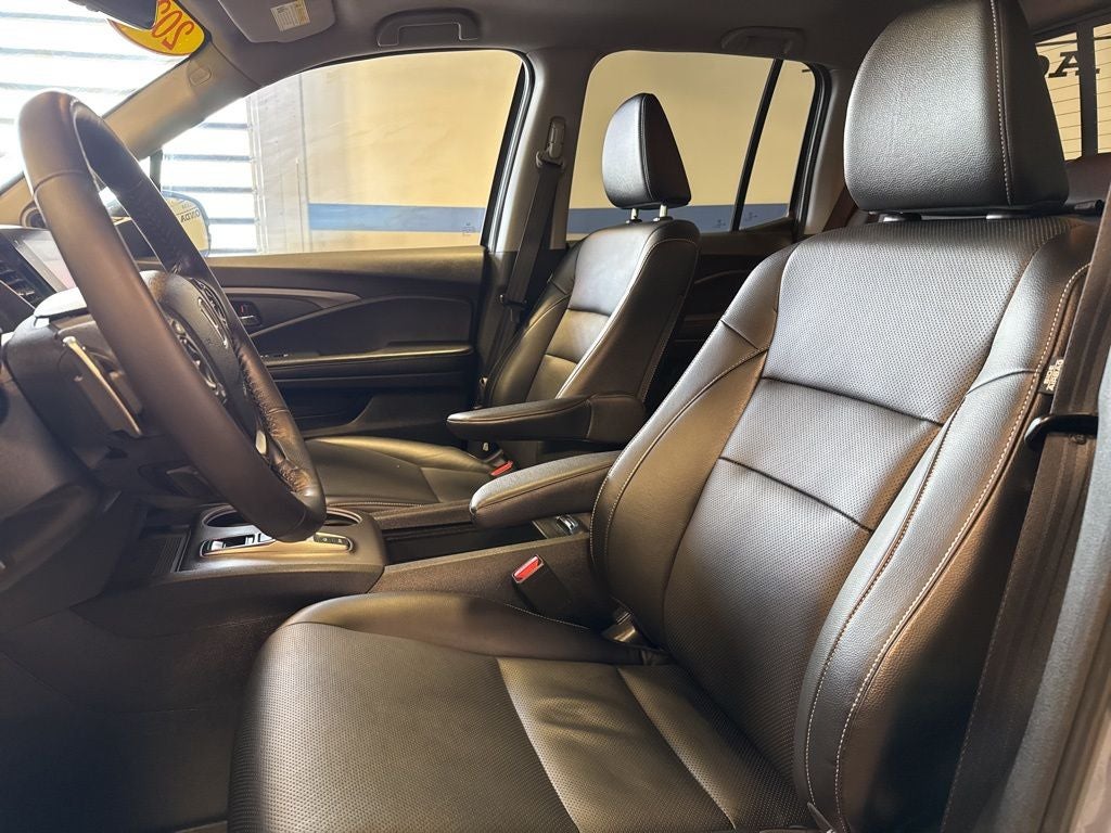 2023 Honda Ridgeline RTL-E w/ NAV & Honda Sensing