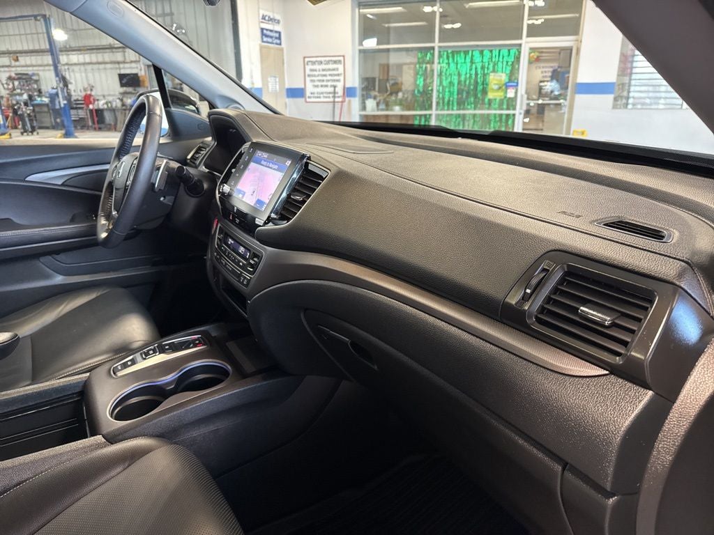 2023 Honda Ridgeline RTL-E w/ NAV & Honda Sensing