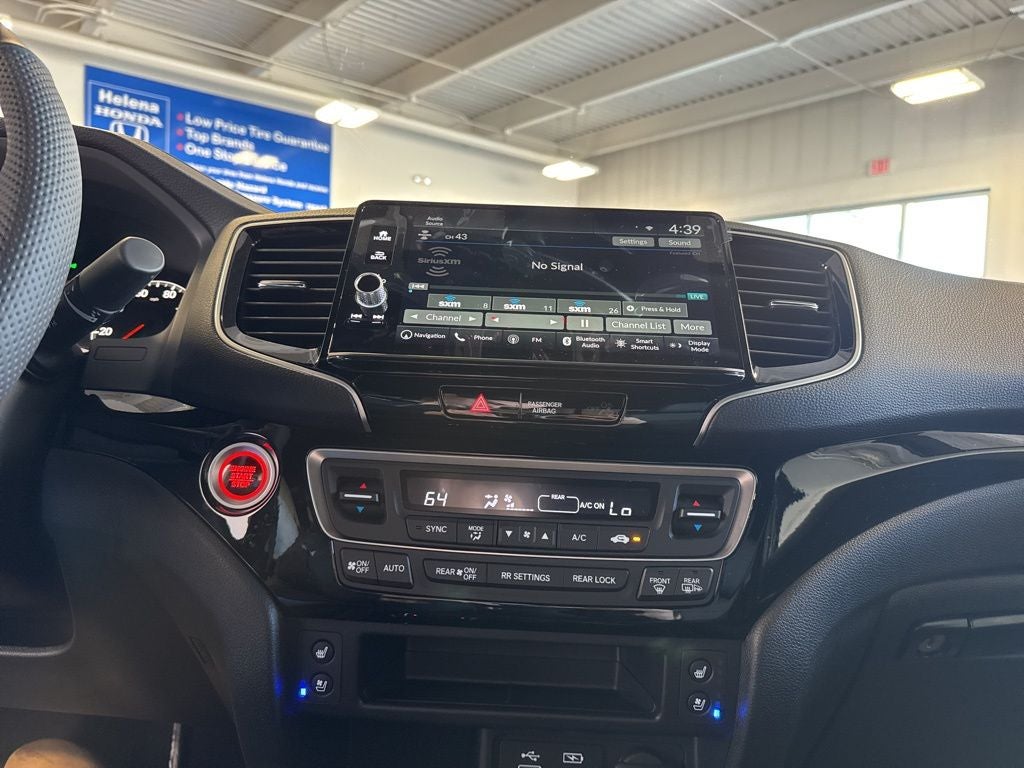 2026 Honda Ridgeline Black Edition Utility & Function Pkg