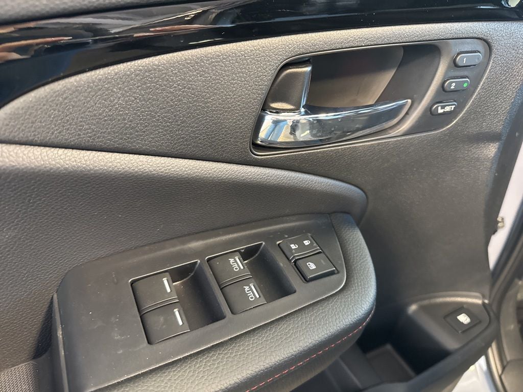 2026 Honda Ridgeline Black Edition Utility & Function Pkg