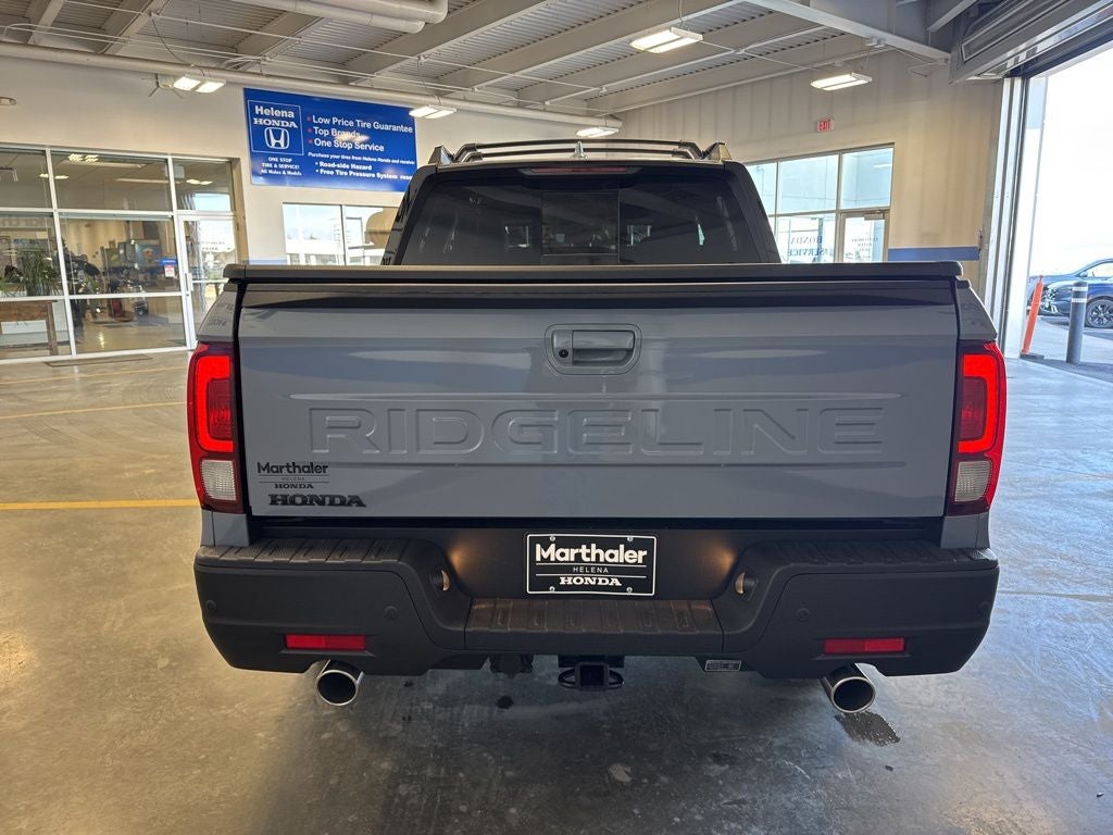 2026 Honda Ridgeline Black Edition Utility & Function Pkg