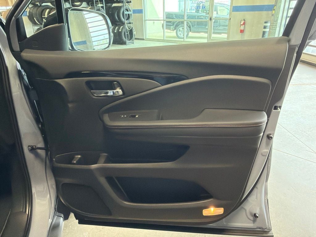 2026 Honda Ridgeline Black Edition Two Tone